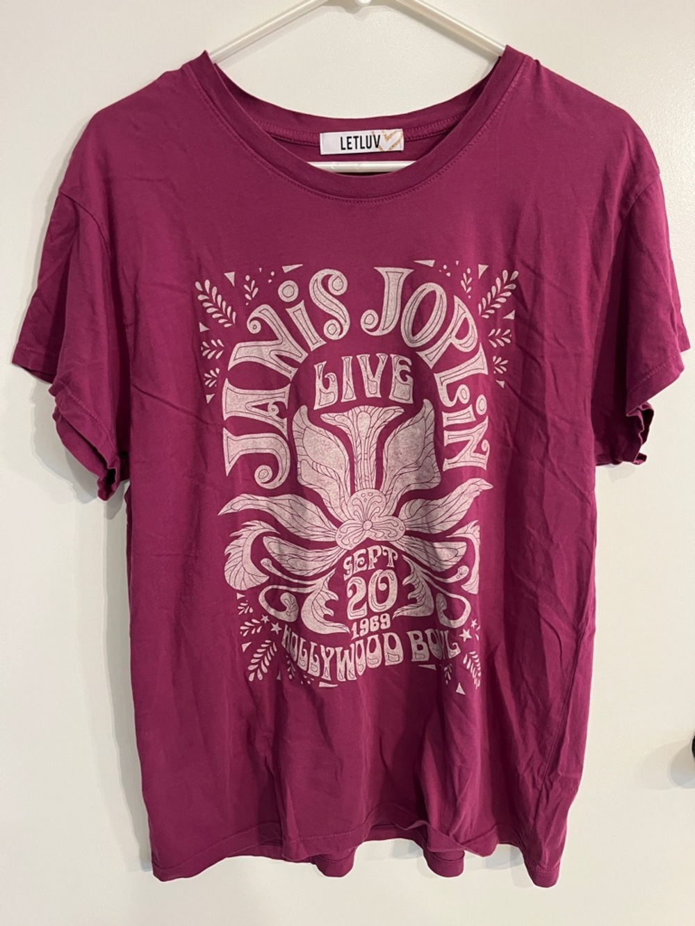 Women’s size large LETLUV Janis Joplin tee shirt